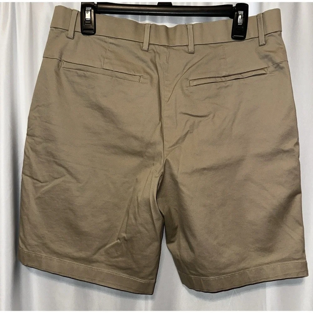 Banana Republic Aiden Shorts Mens Size 33 Tan Flat Front Pockets Stretch
